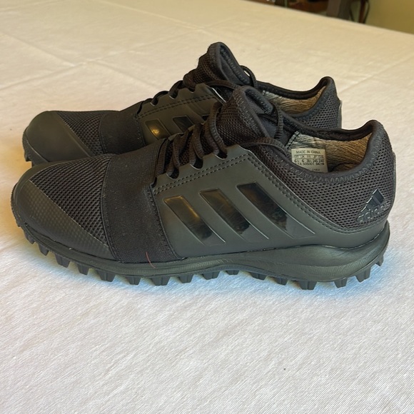 adidas gazelle silver green womens ADIDAS DIVOX 1.9S HOCKEY SHOES (2020) main image 1